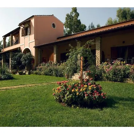 Corfu Club Standard 4 Lejlighedshotel 4*