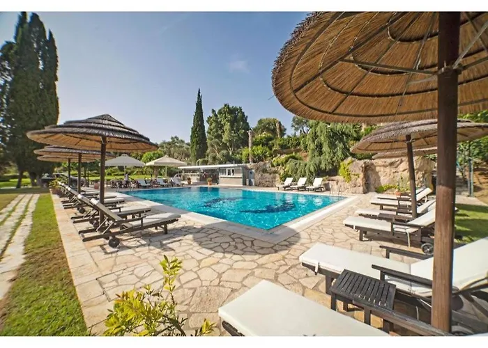 Corfu Club Standard 4 Lägenhetshotell 4*